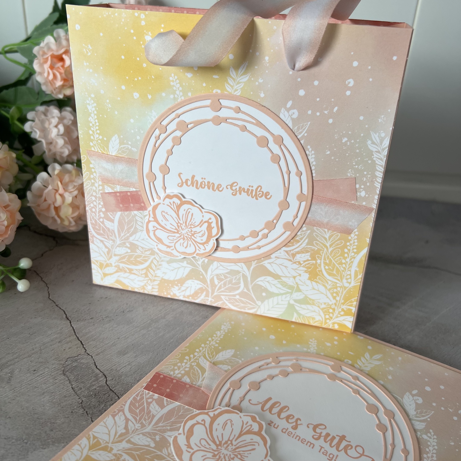 02.03.23 - Tasche und Karte 3.jpeg